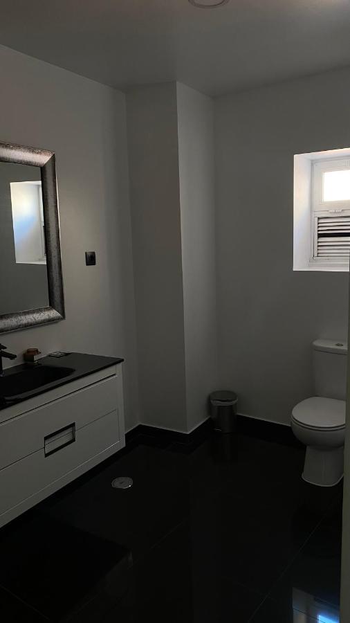 Brandao House Hostel Caparica Luaran gambar
