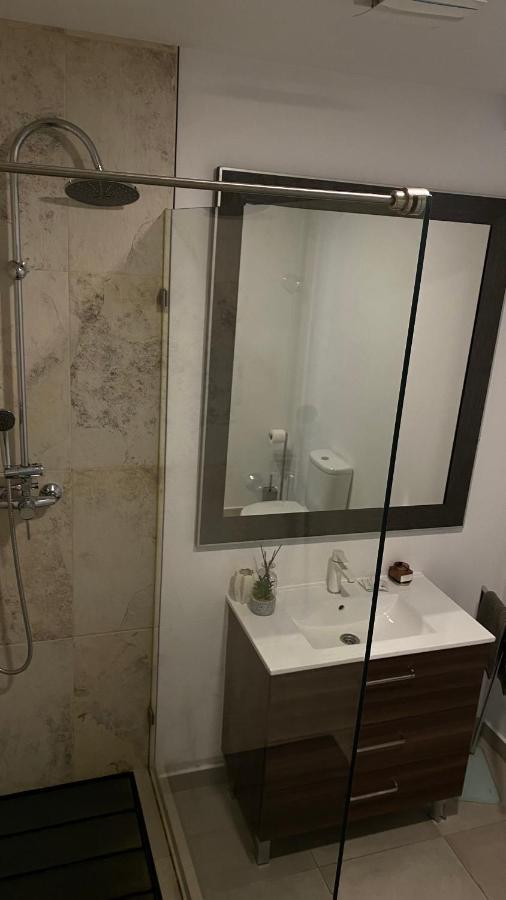Brandao House Hostel Caparica Luaran gambar
