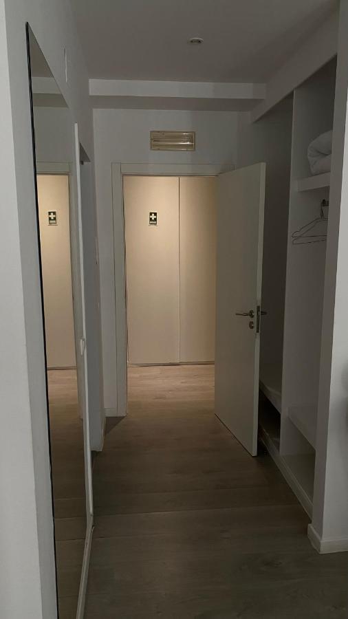 Brandao House Hostel Caparica Luaran gambar