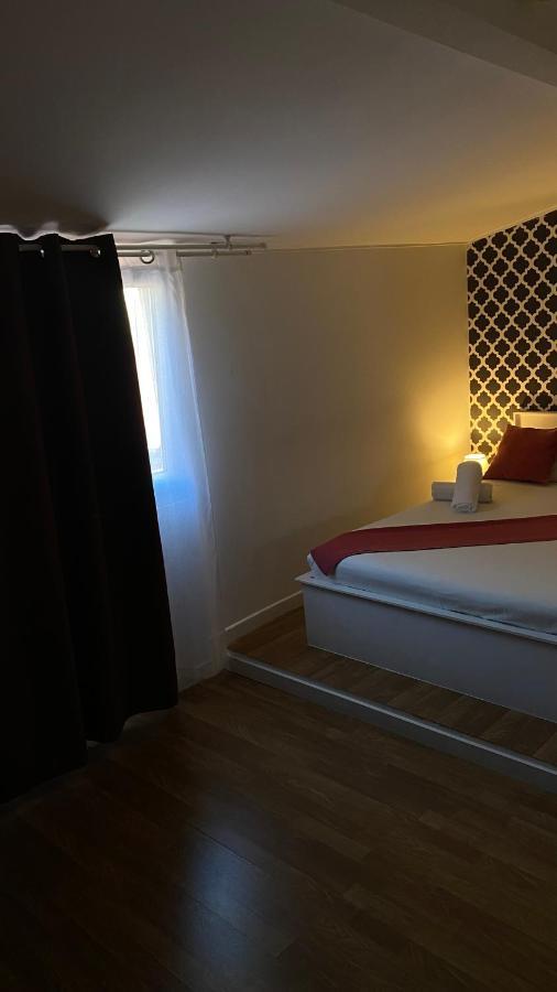 Brandao House Hostel Caparica Luaran gambar