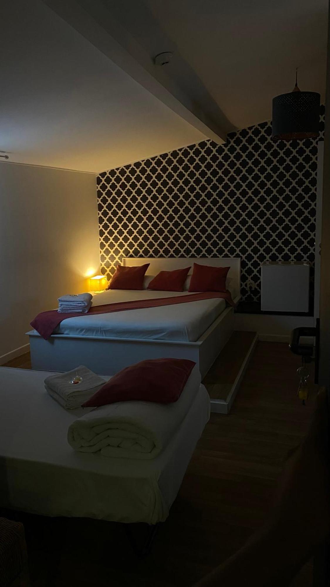 Brandao House Hostel Caparica Luaran gambar